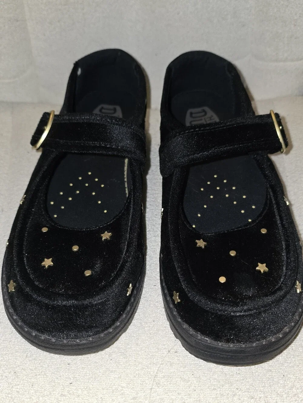 Brand New Gold Star Hey Dude Wendy Jane Size 10